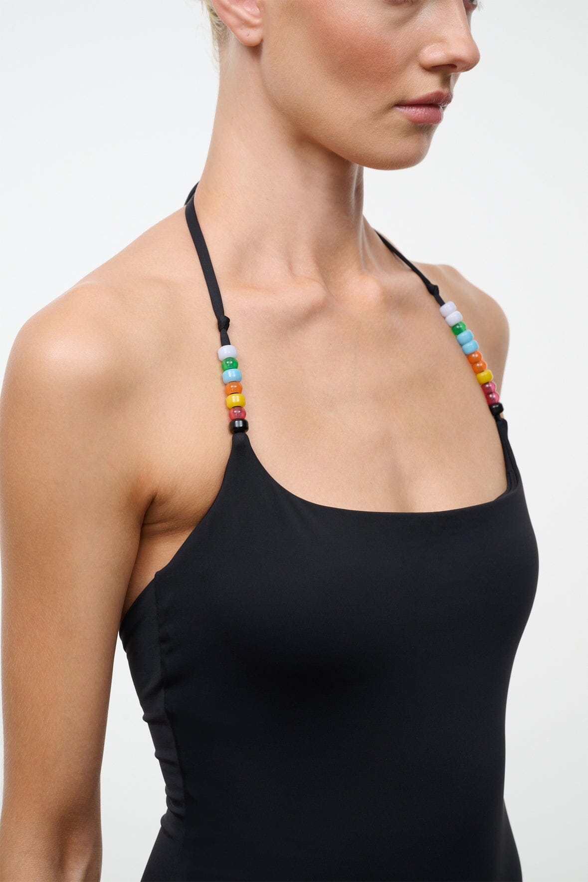 Laird One Piece | Black
