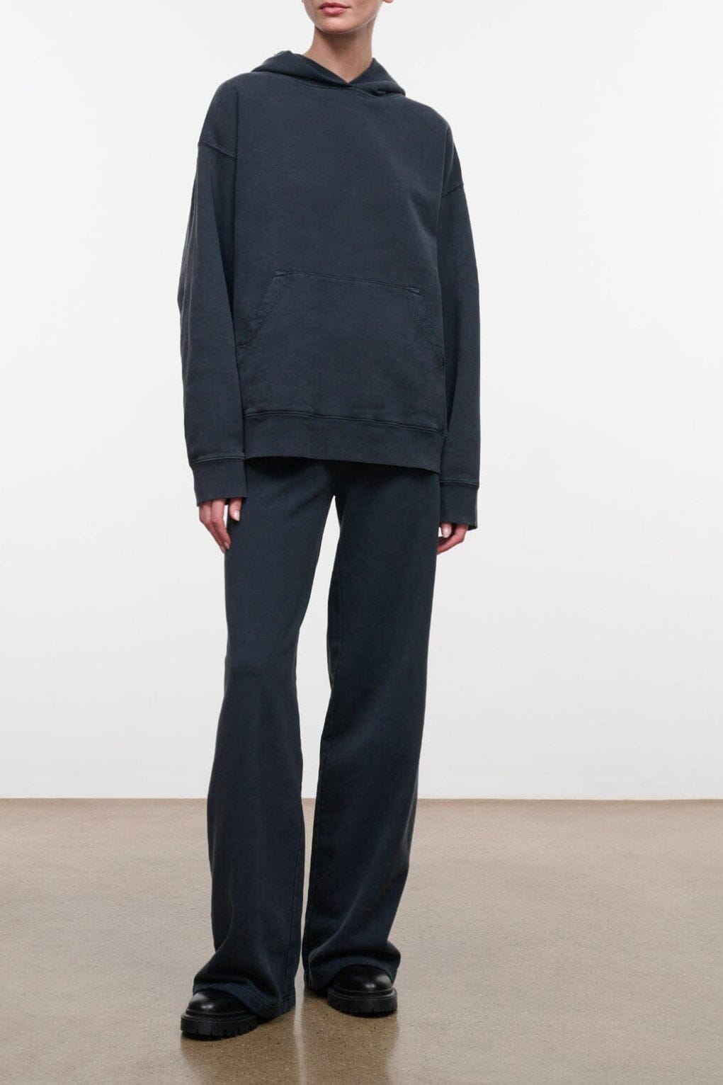 Stroll Terry Pant | Washed Black