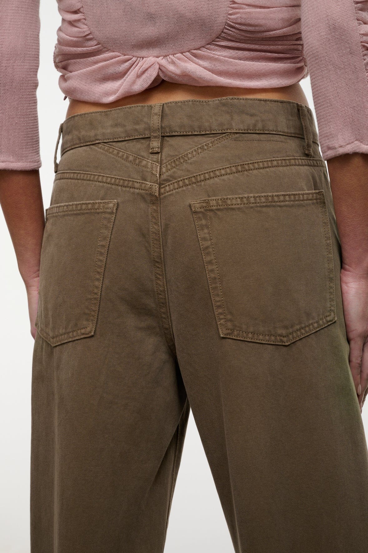 Gus Relaxed Jean | Greige