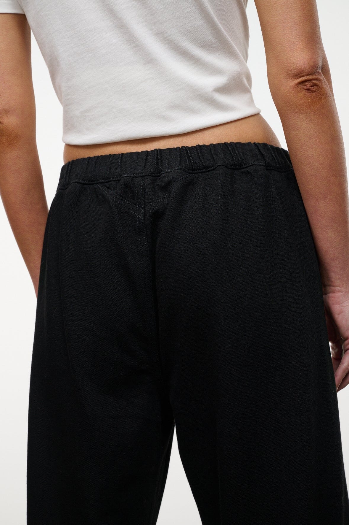 Noah Jean | Black