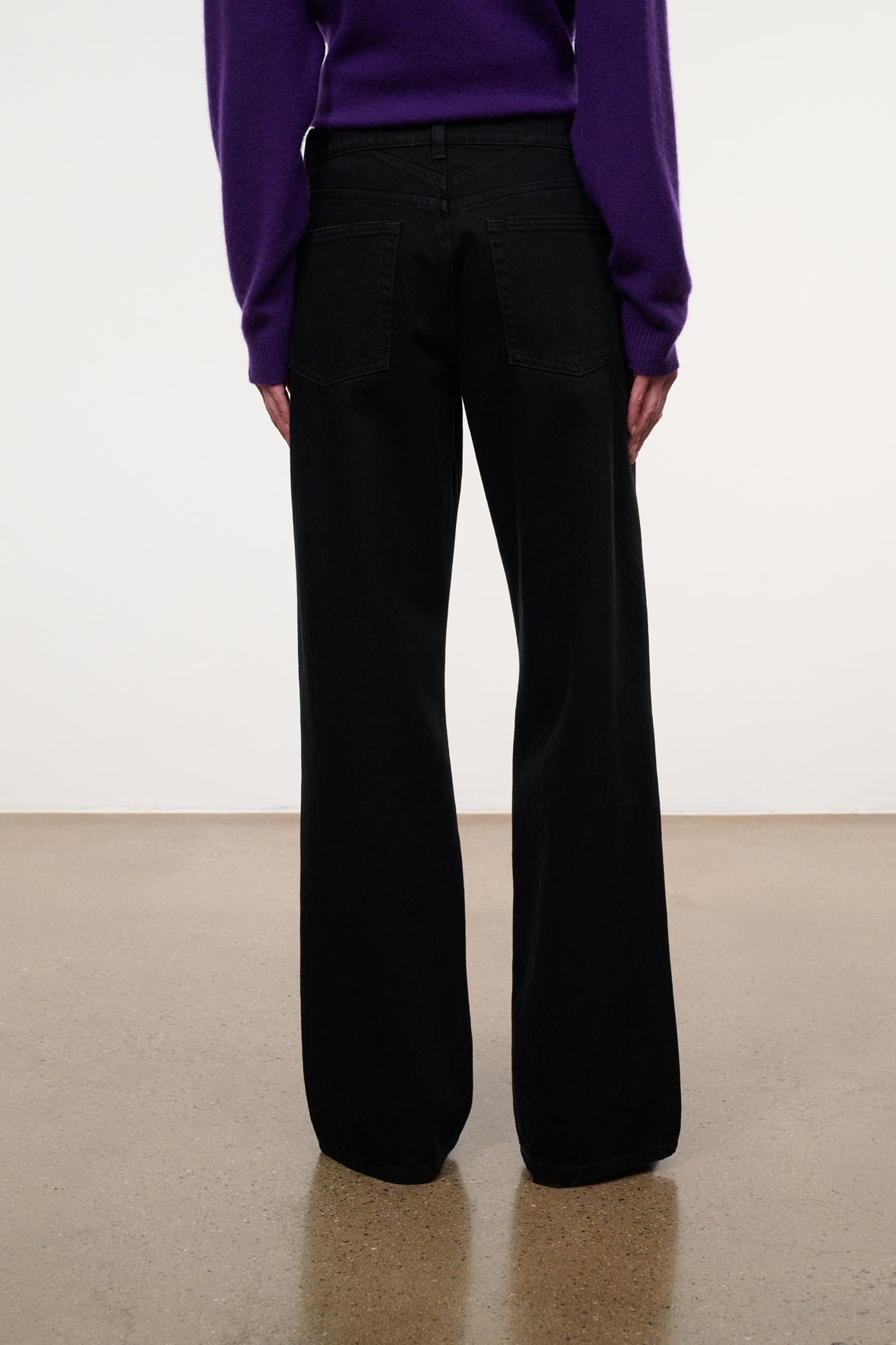 Gus Relaxed Jean | Jet Black