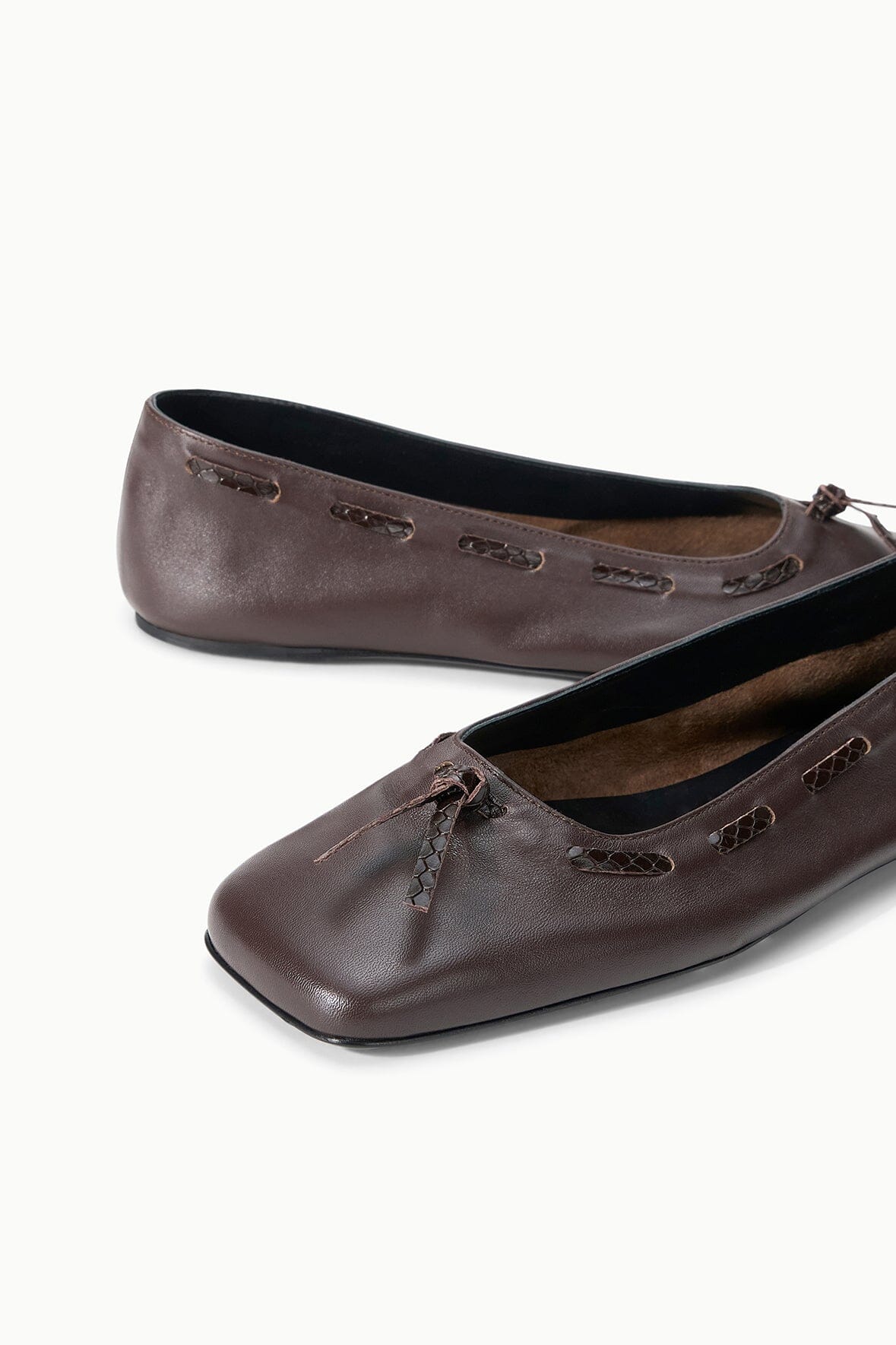 Milo Flat | Espresso